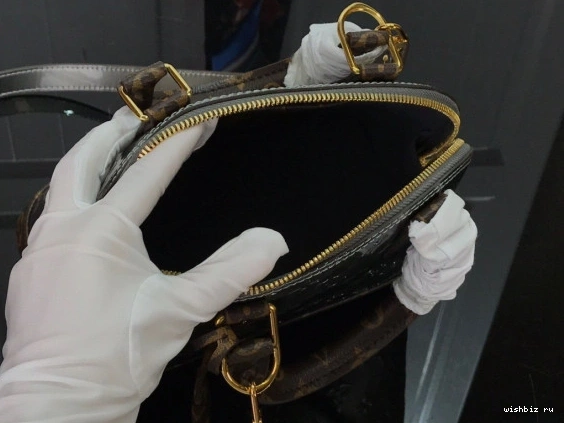 WIS BB ALMA LOUIS VUITTON 0314